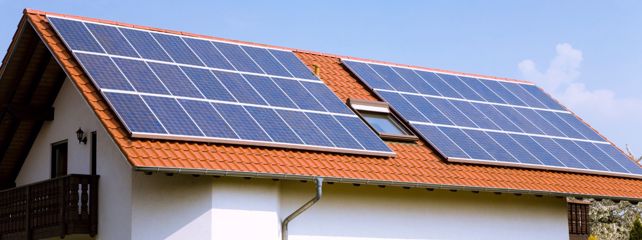 Što generacija Z misli o solarnoj energiji? Žele solare na krovu, ali samo ako izgledaju savršeno?!