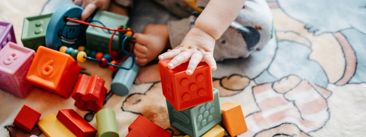 Znanstvenici plastiku pretvaraju u ocat uz pomoć sunčeve svjetlosti