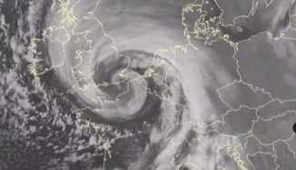 Oluja Goretti sije kaos, stotine tisuća ljudi bez struje u Europi