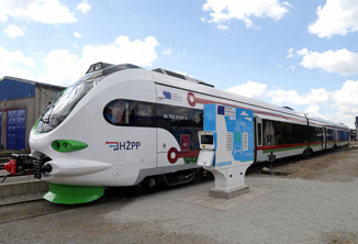 Prvi baterijski vlak u Hrvatskoj pušten u promet